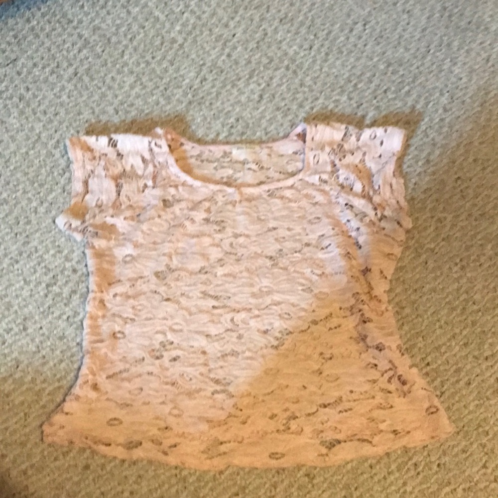 It’s a lace crop shirt